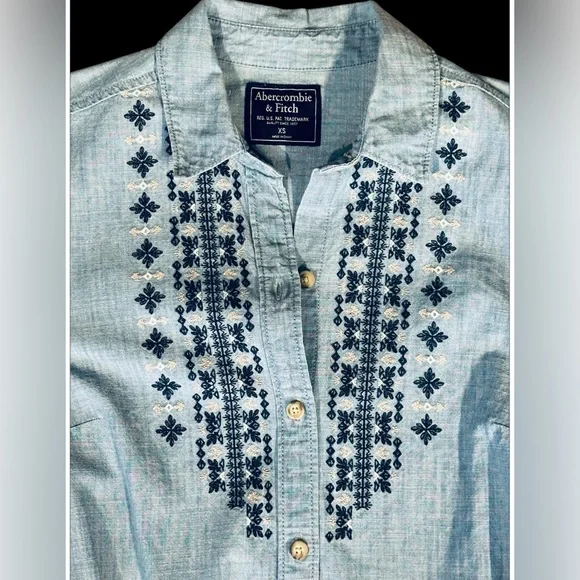 Abercrombie and Fitch Denim Blue Embroidered Shirt Dress - Picture 2 of 2